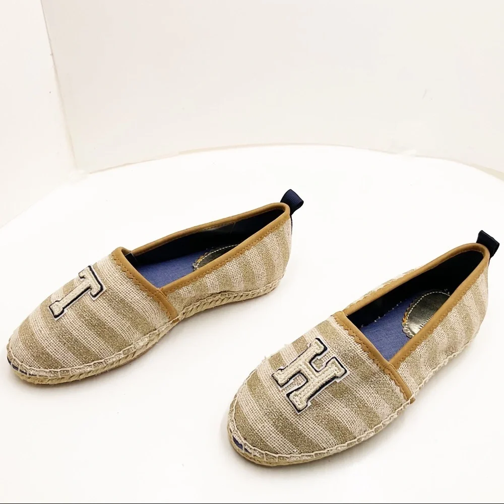🆕 {Tommy Hilfiger} Logo Embellished Espadrilles